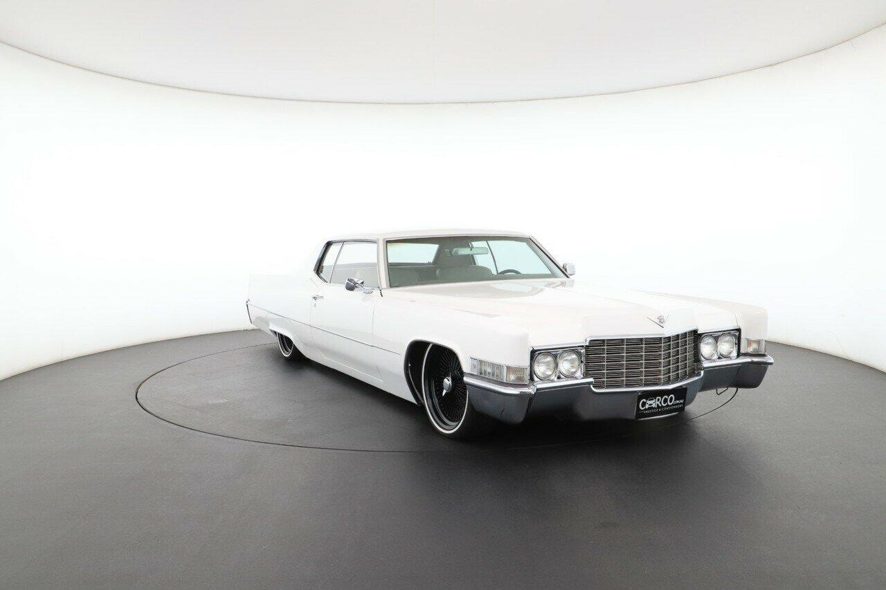 Cadillac De Ville image 4