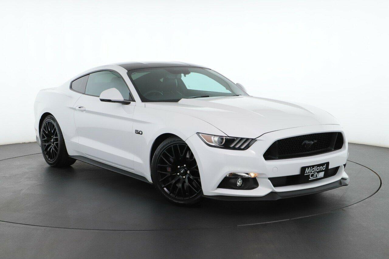 Ford Mustang image 1