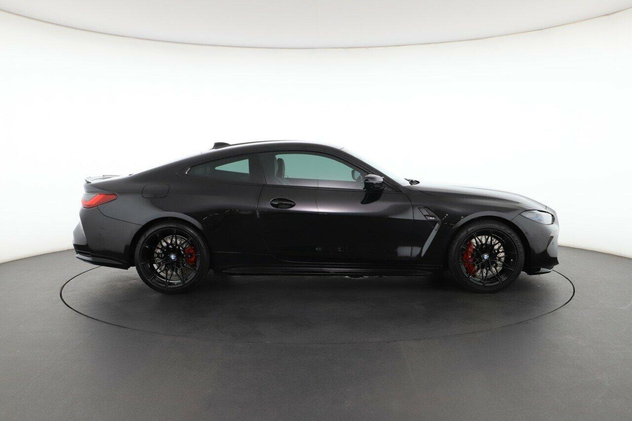 BMW M4 image 2