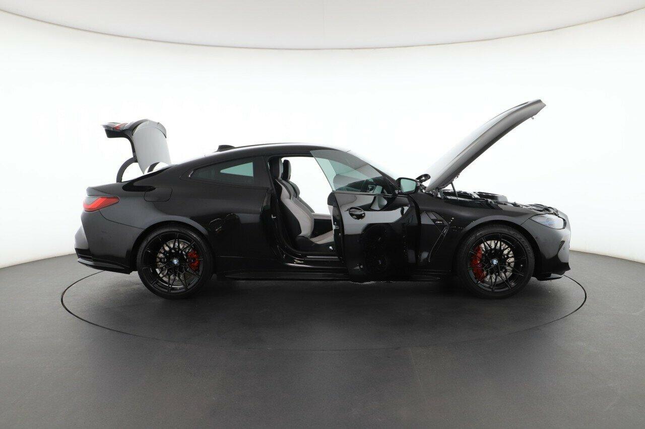 BMW M4 image 3