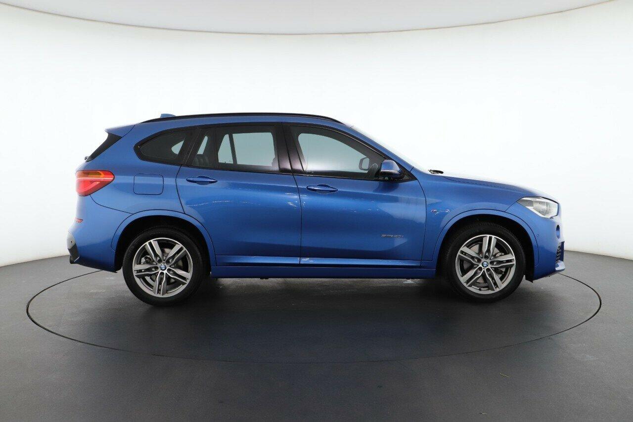 BMW X1 image 2