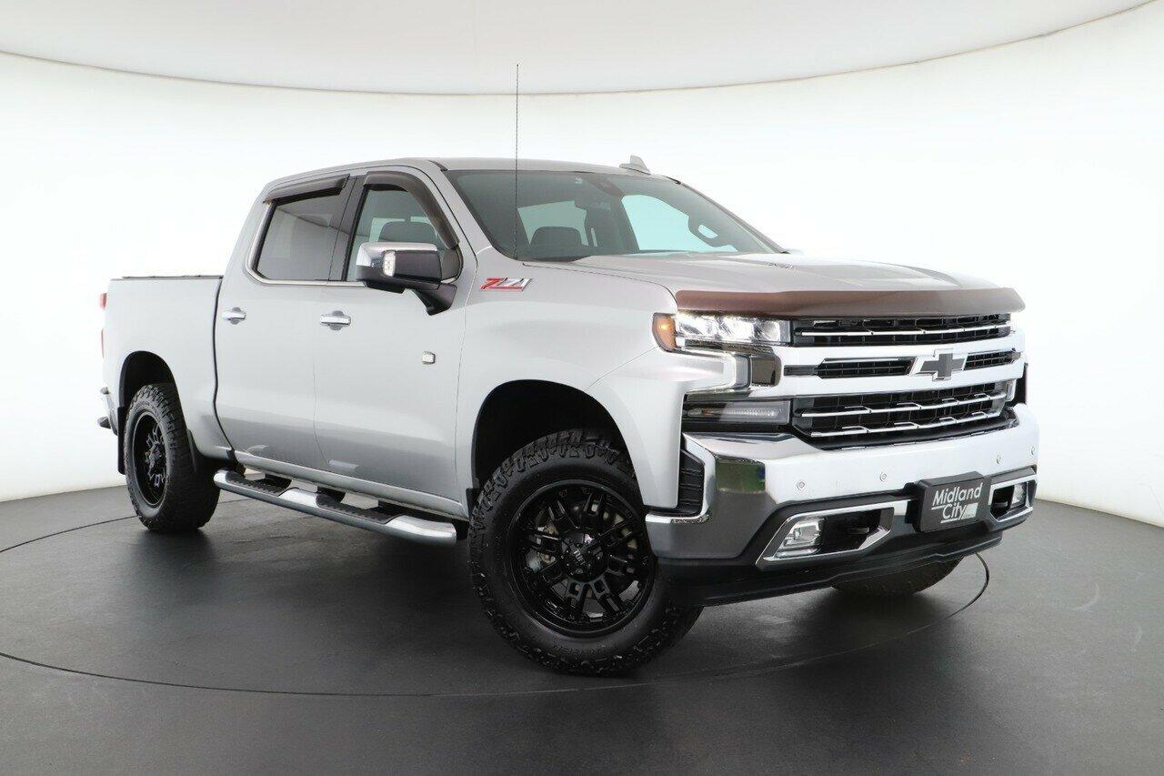 Chevrolet Silverado image 2