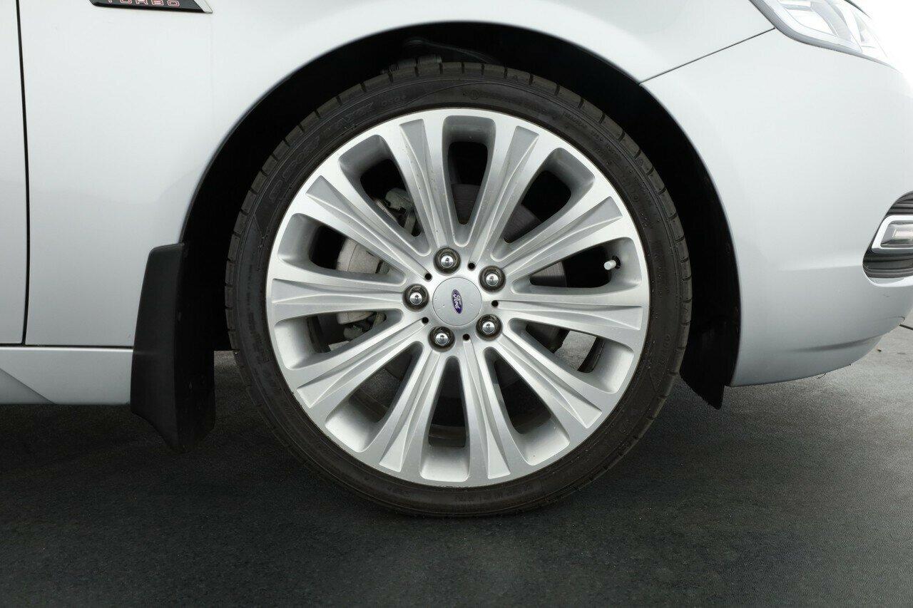 Ford Falcon image 3