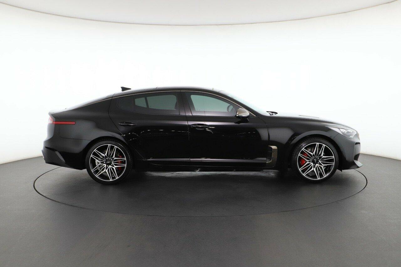 Kia Stinger image 3