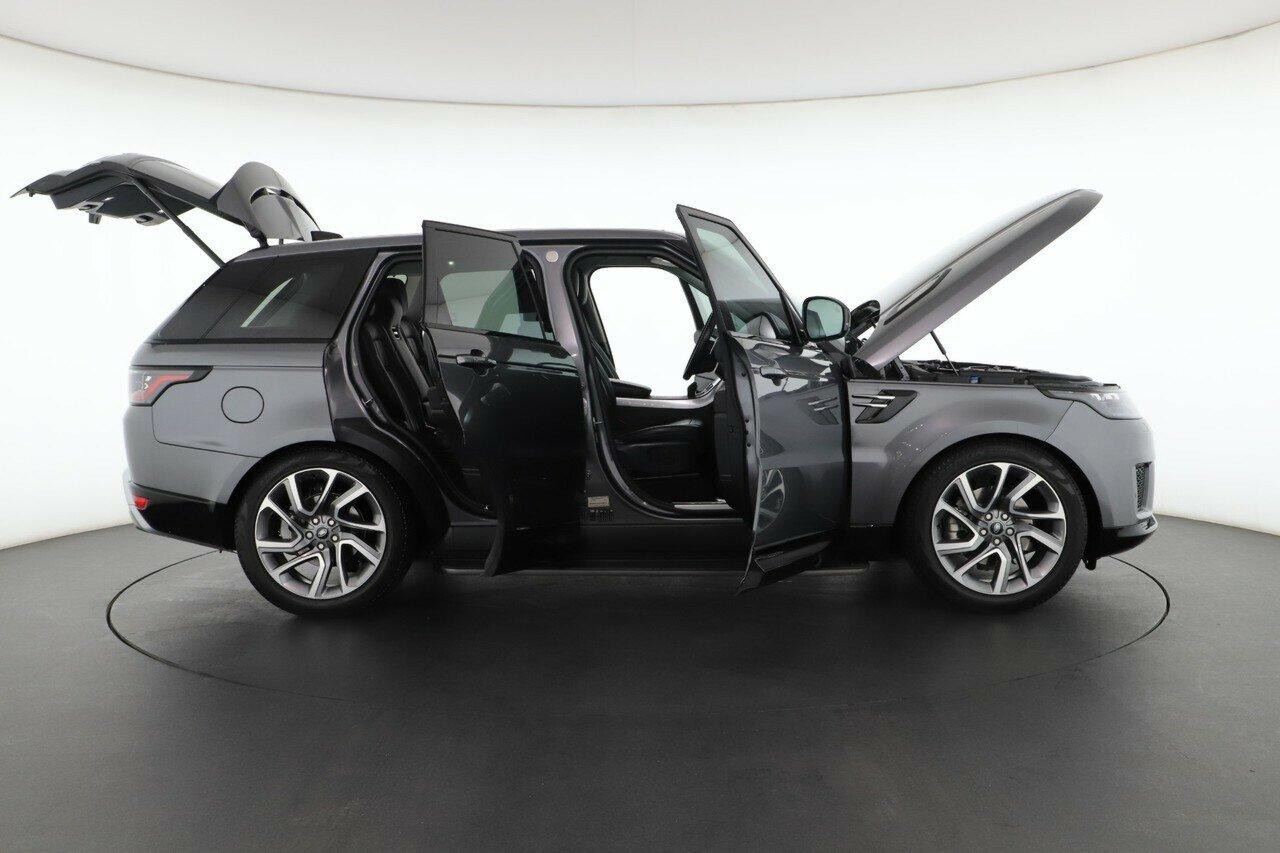 Land Rover Range Rover Sport image 2