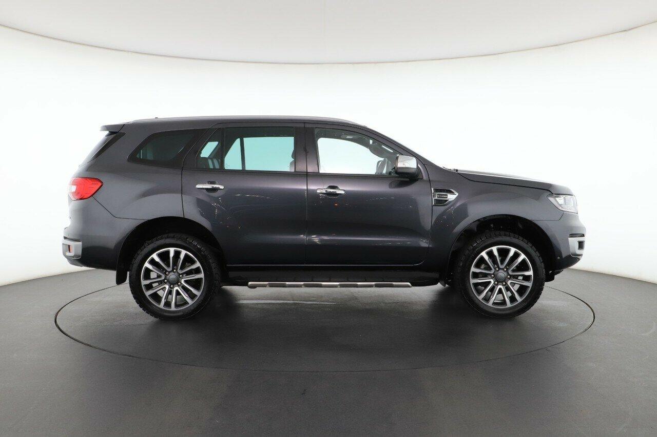 Ford Everest image 2