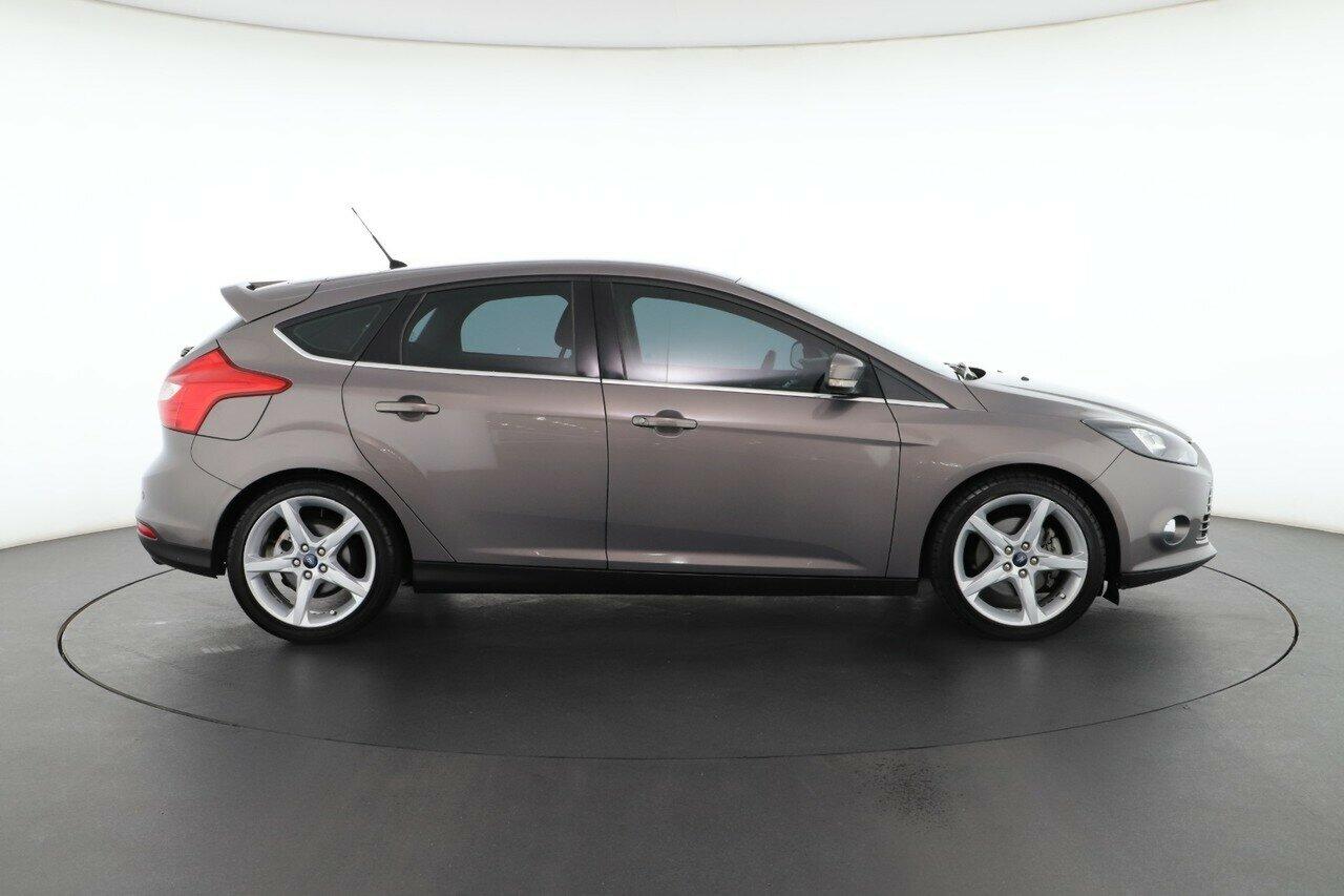 Ford Focus image 2