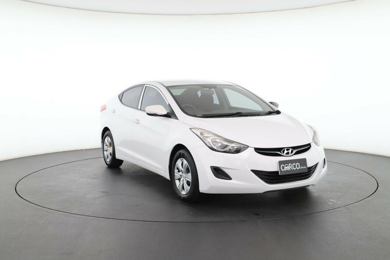 Hyundai Elantra image 4