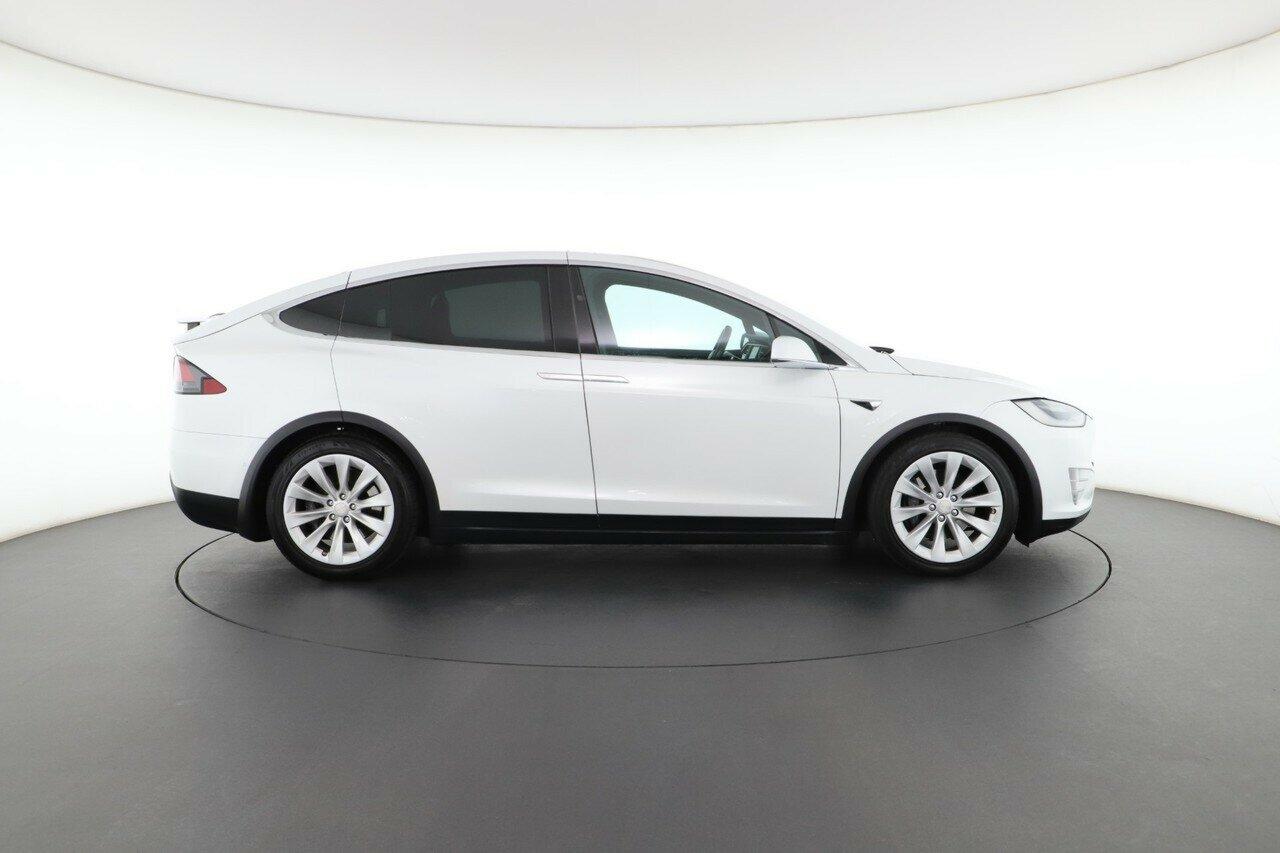 Tesla Model X image 2