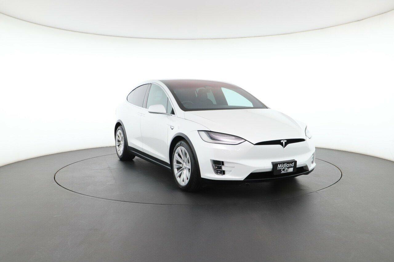Tesla Model X image 4