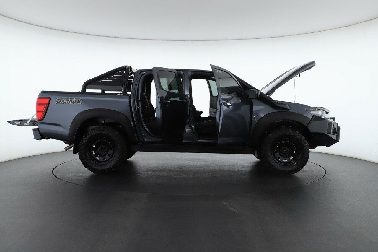 Mazda Bt-50 image 2