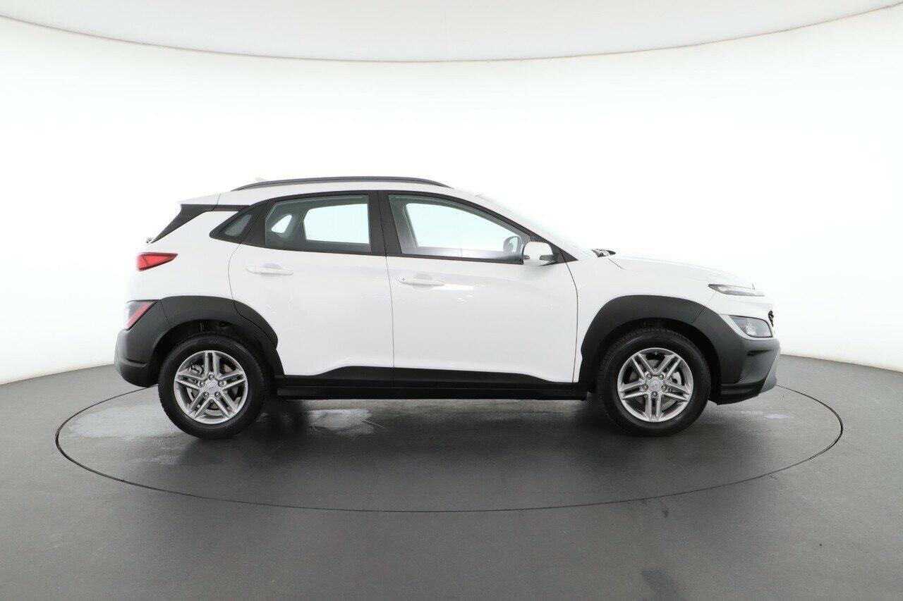 Hyundai Kona image 2