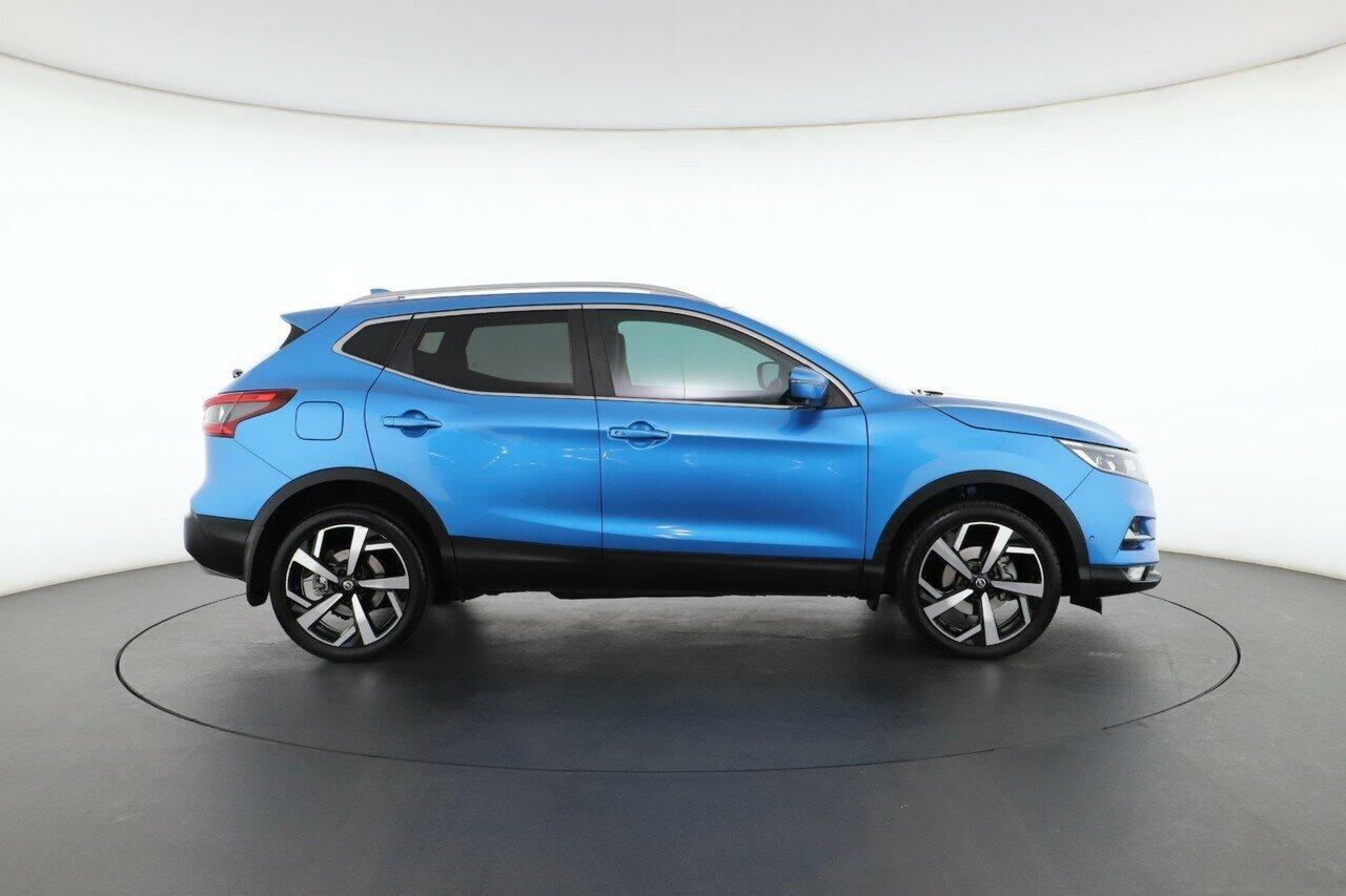 Nissan Qashqai image 2
