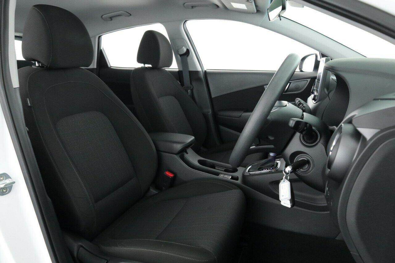 Hyundai Kona image 4