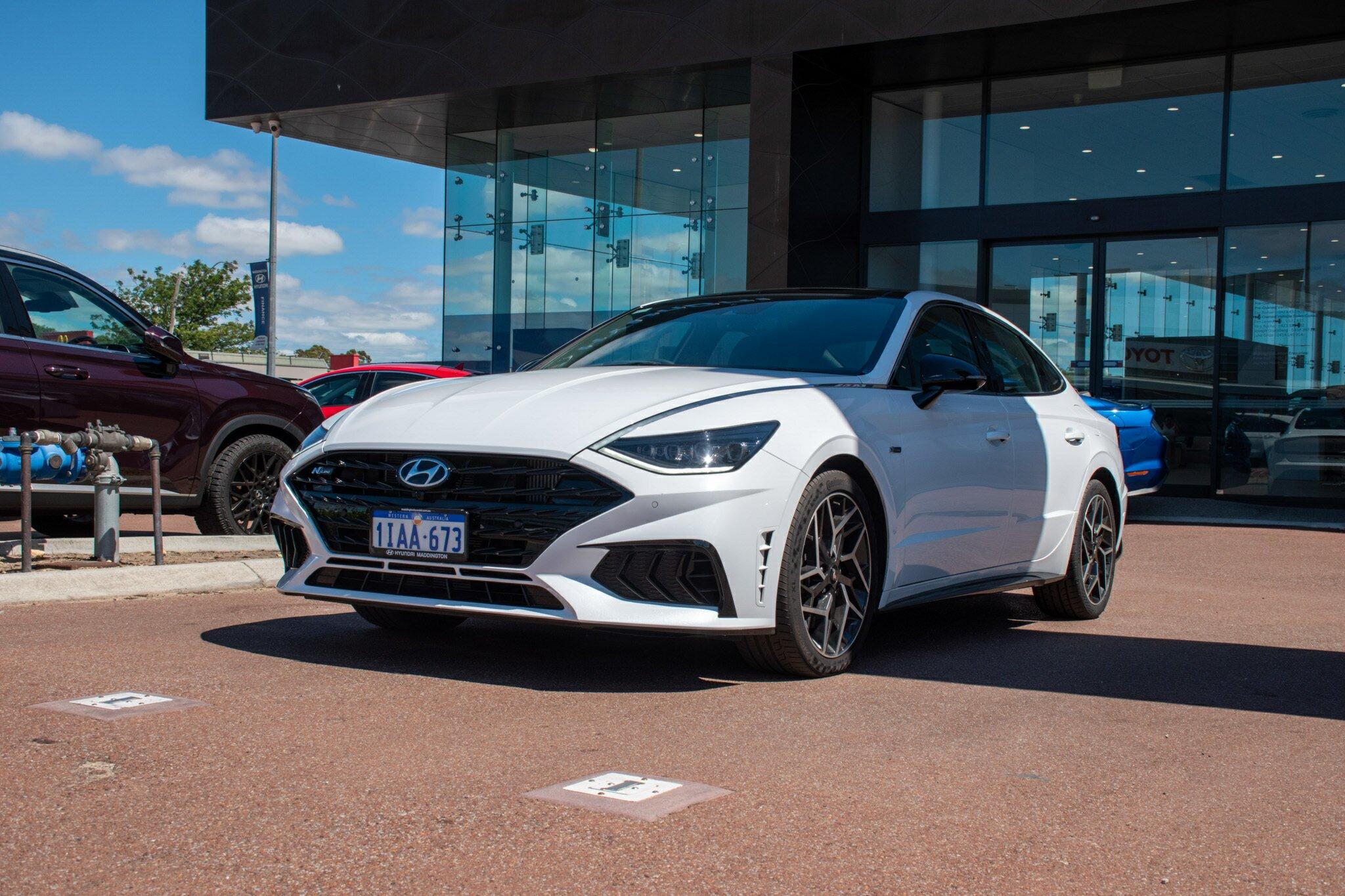 Hyundai Sonata image 3