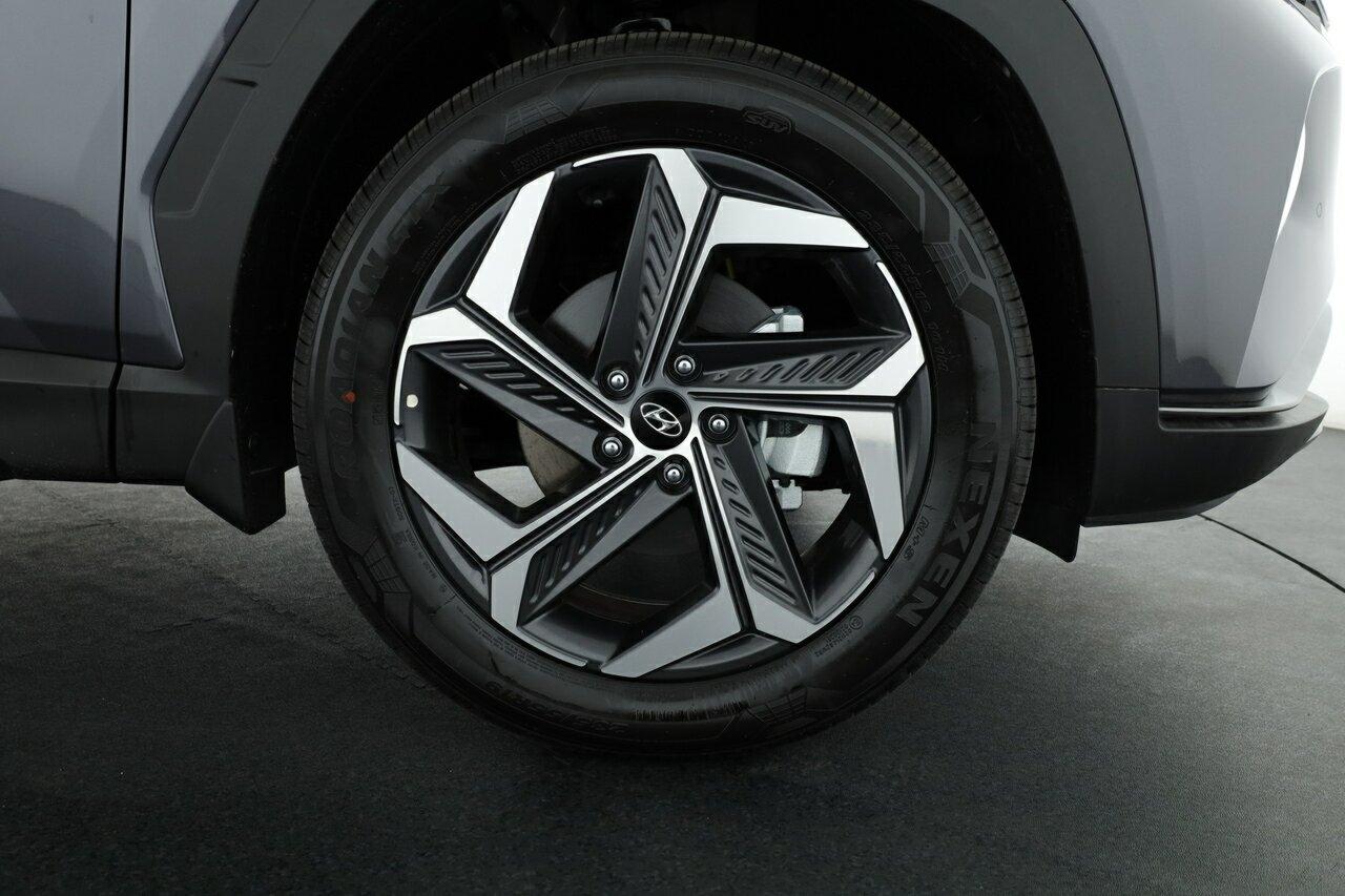Hyundai Tucson image 3