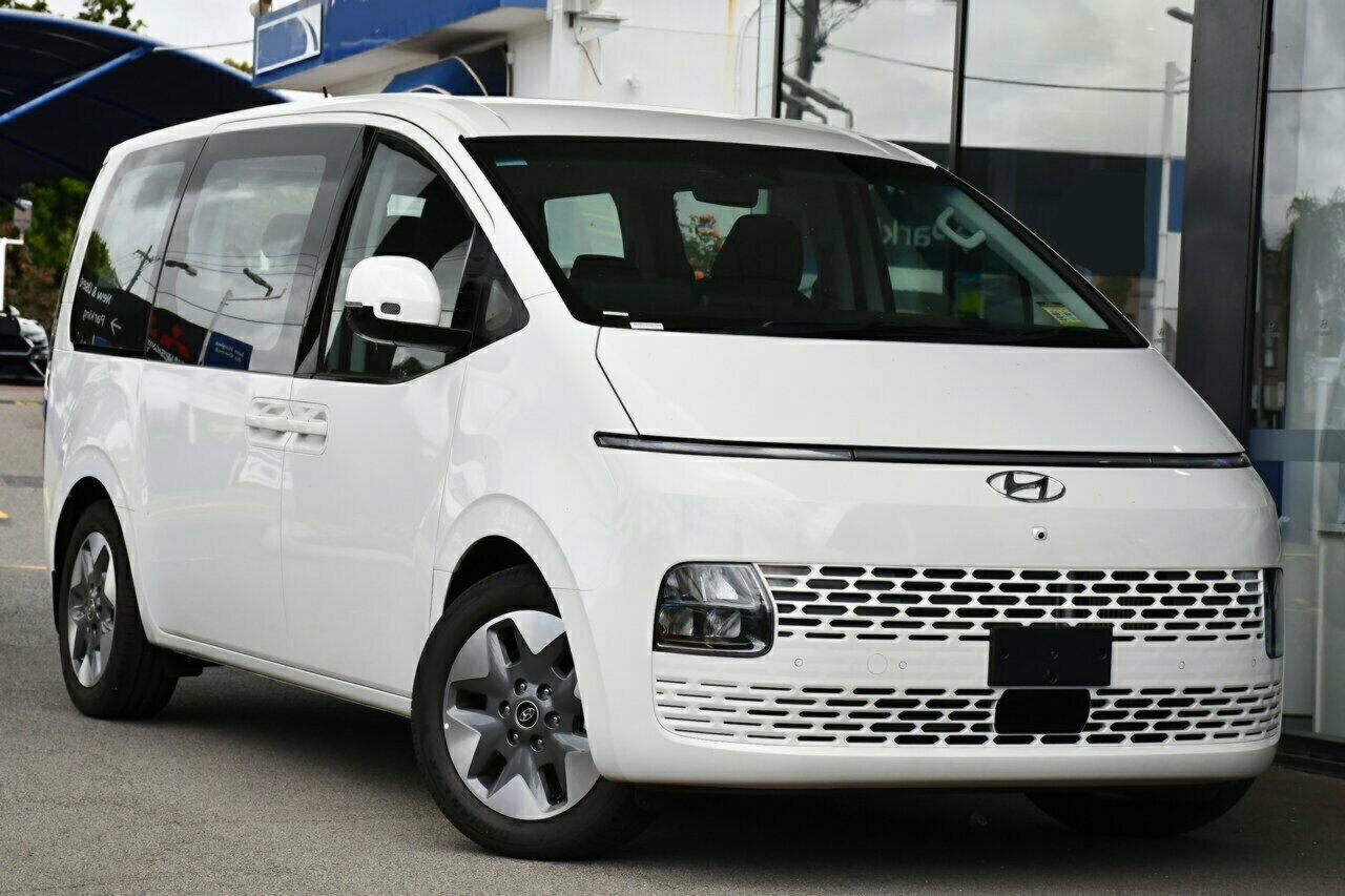 Hyundai Staria image 1