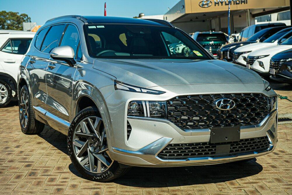 Hyundai Santa Fe image 1