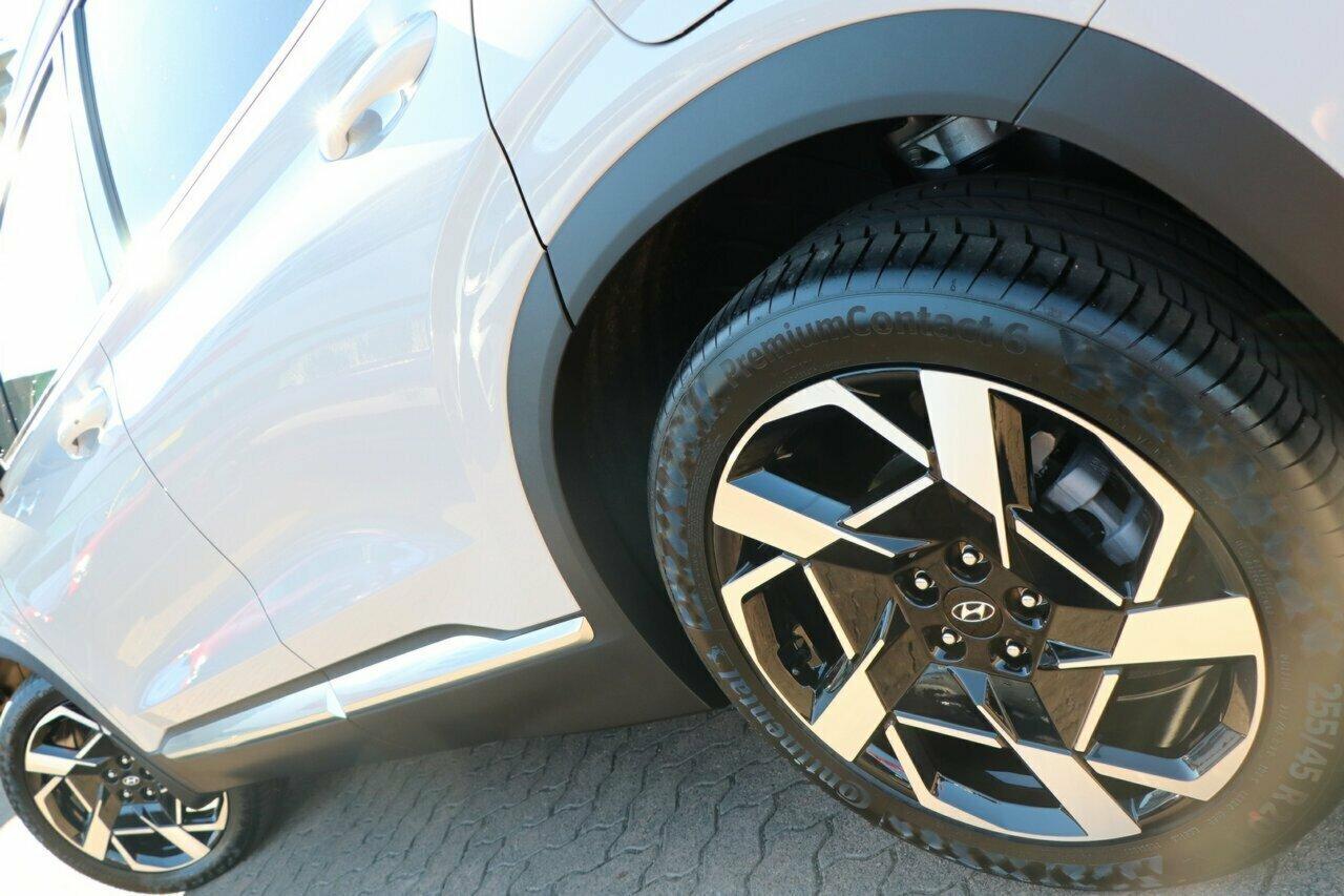 Hyundai Santa Fe image 4