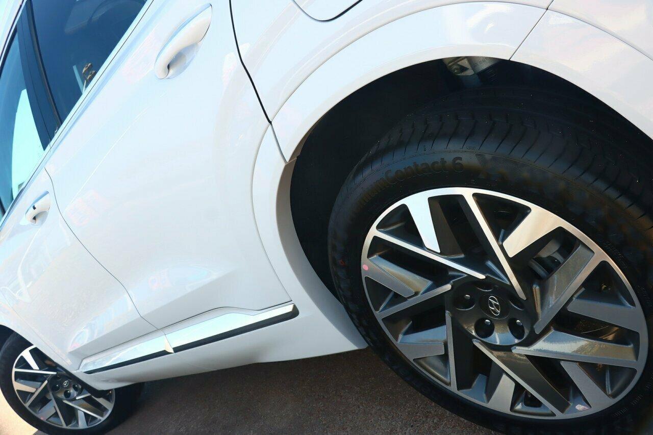 Hyundai Santa Fe image 4