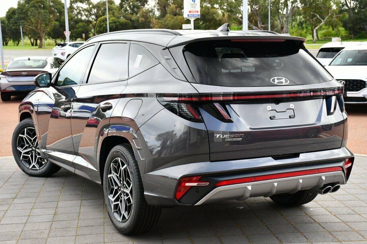 Hyundai Tucson image 3