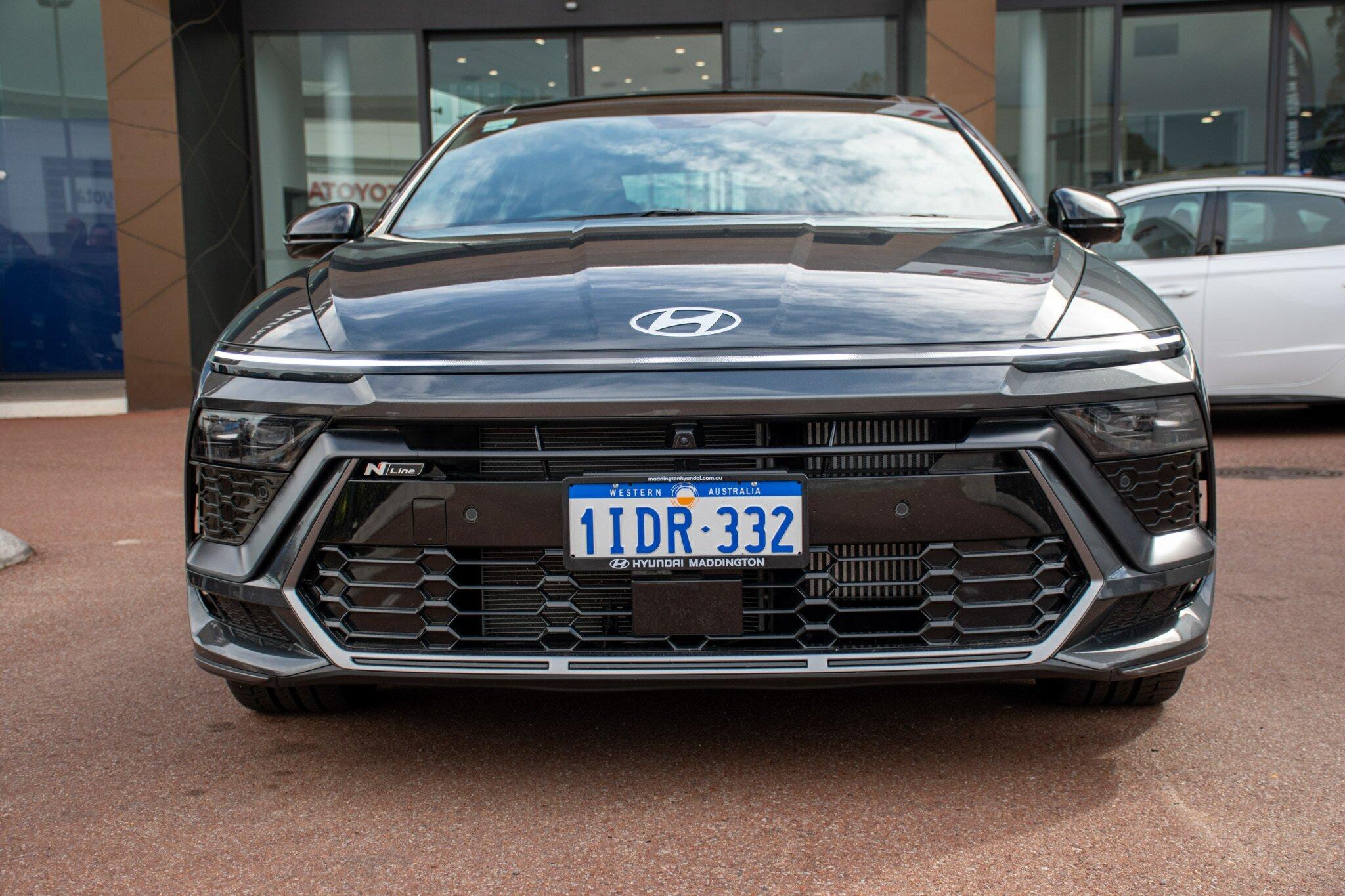 Hyundai Sonata image 2