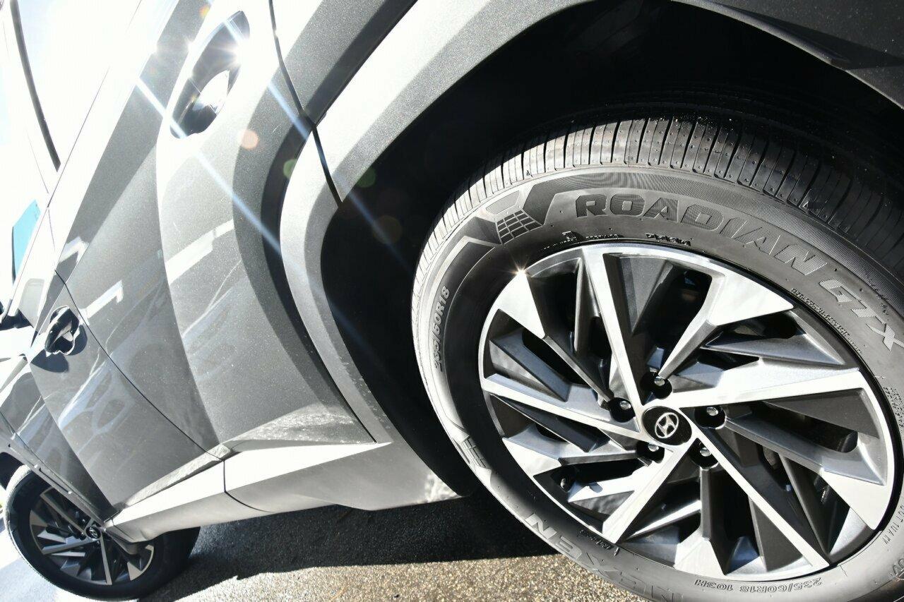 Hyundai Tucson image 4