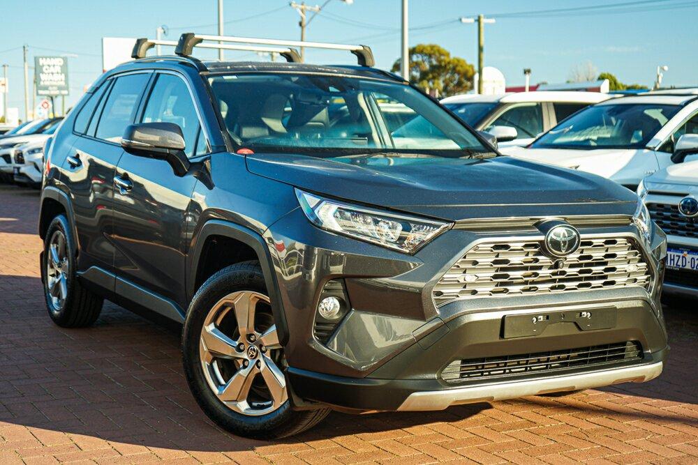 Toyota Rav4 image 1