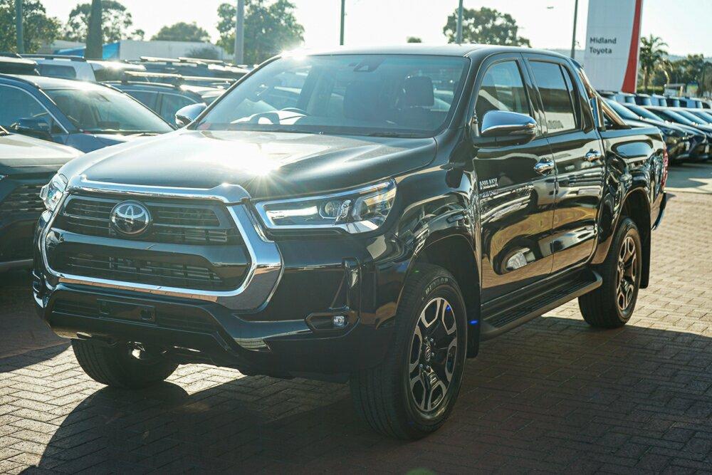 Toyota Hilux image 4