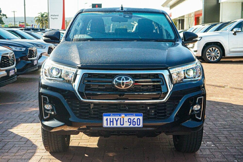 Toyota Hilux image 3