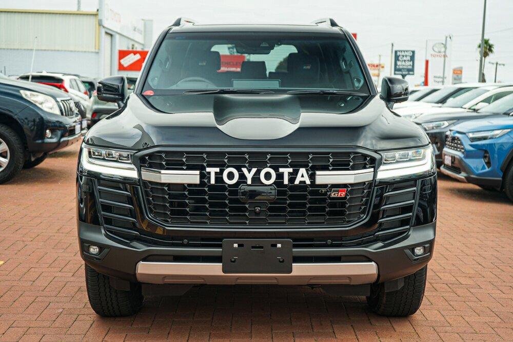 Toyota Landcruiser image 3