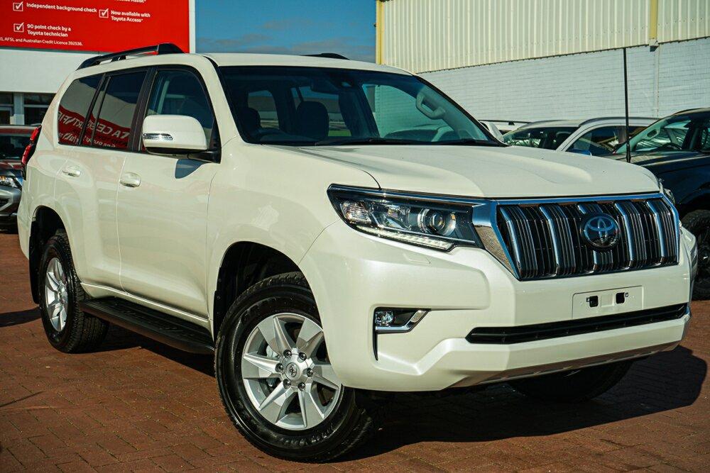 Toyota Landcruiser Prado image 1