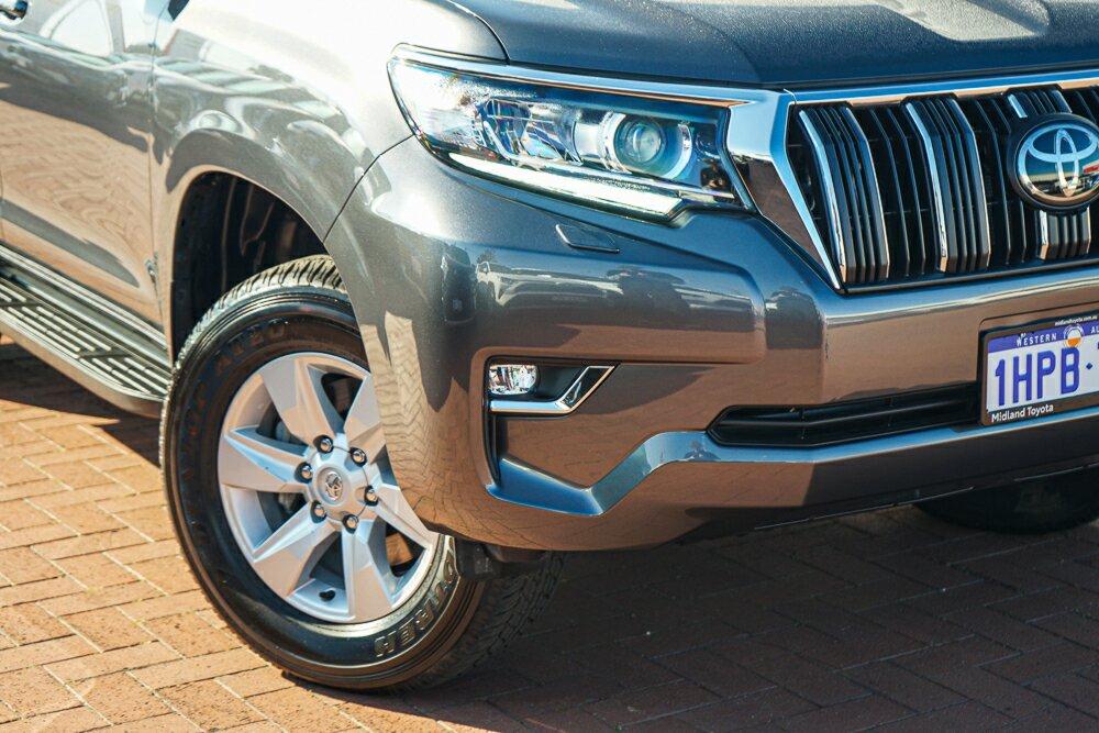 Toyota Landcruiser Prado image 2