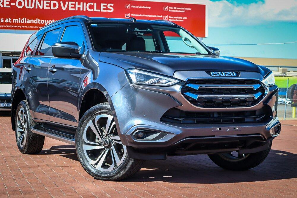 Isuzu Mu-x image 1