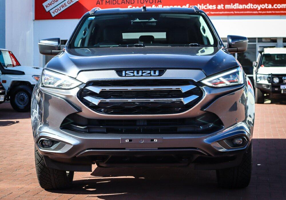 Isuzu Mu-x image 3