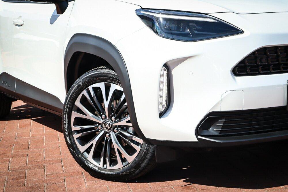 Toyota Yaris Cross image 2