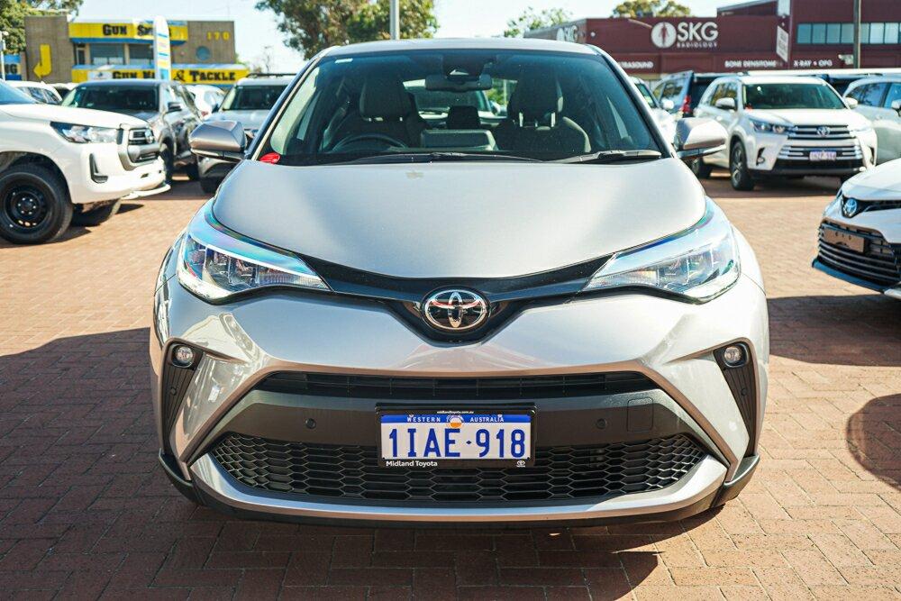 Toyota C-hr image 3