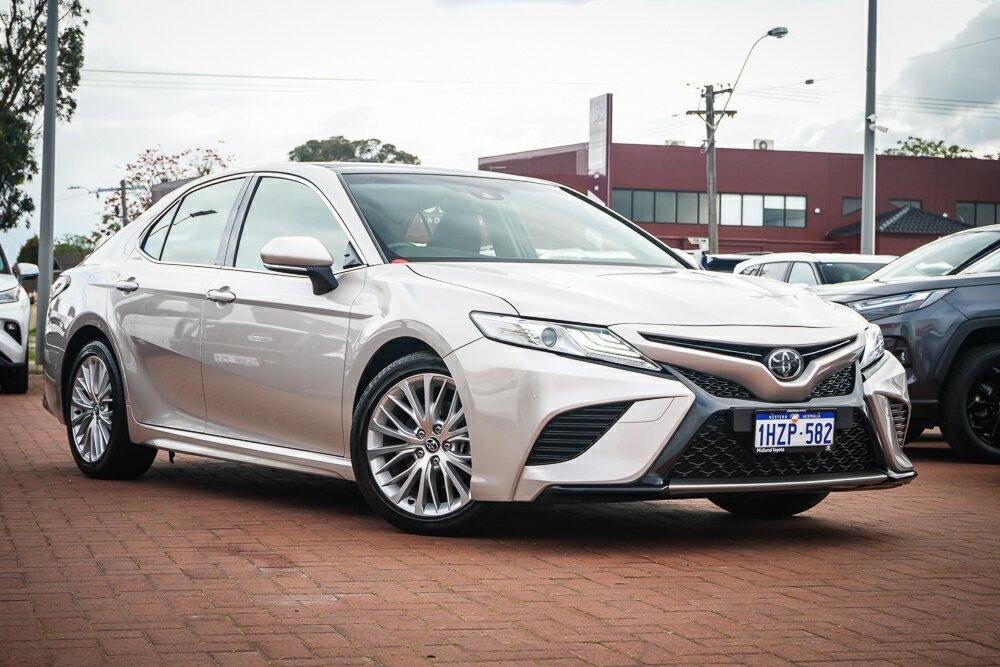 Toyota Camry image 1