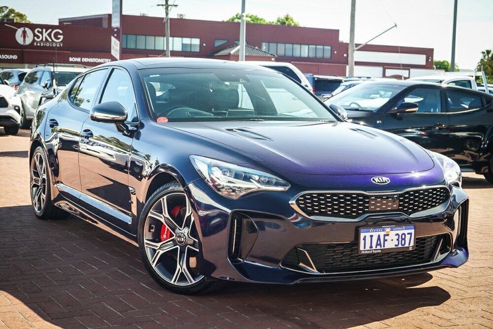 Kia Stinger image 1