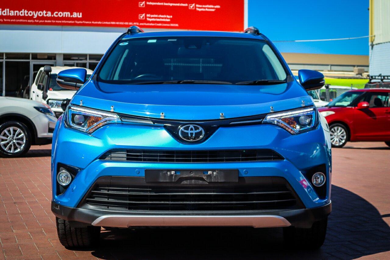 Toyota Rav4 image 3