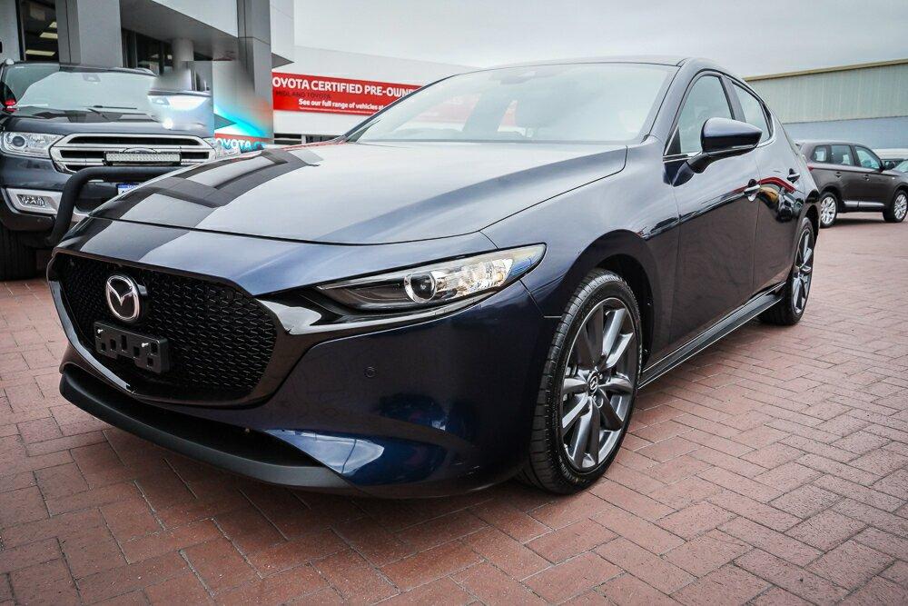 Mazda 3 image 4