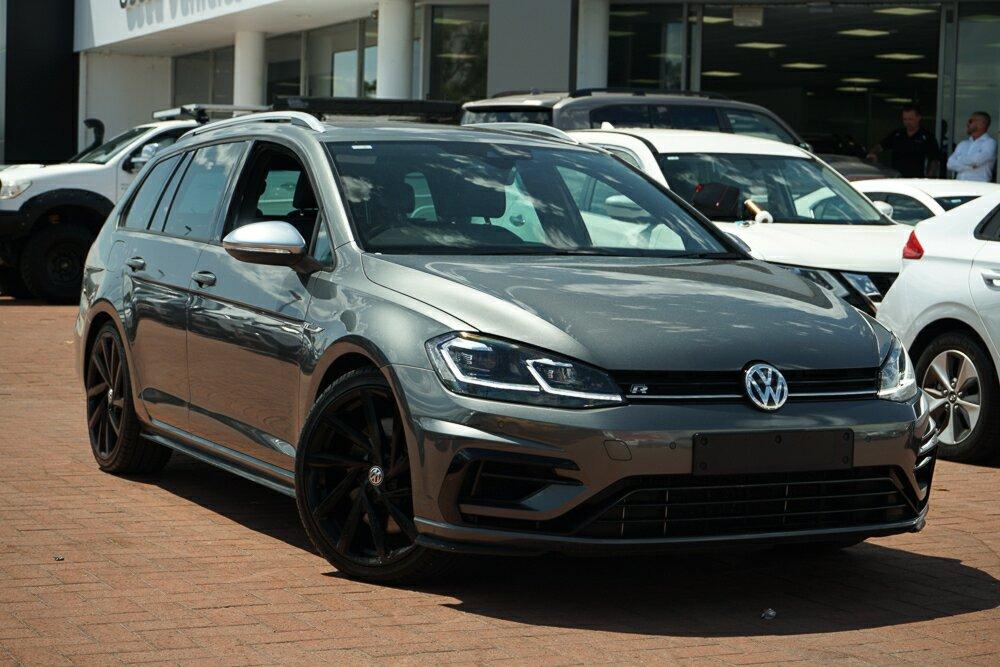 Volkswagen Golf image 1