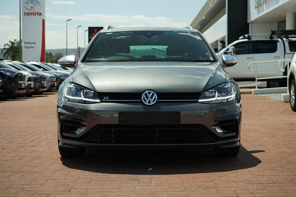 Volkswagen Golf image 3