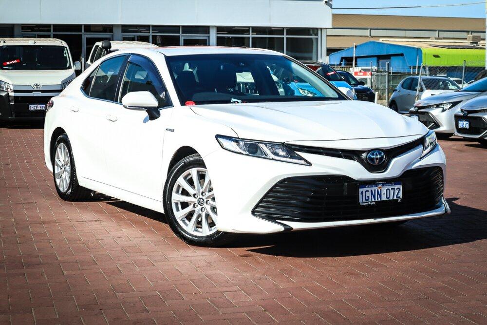 Toyota Camry image 1