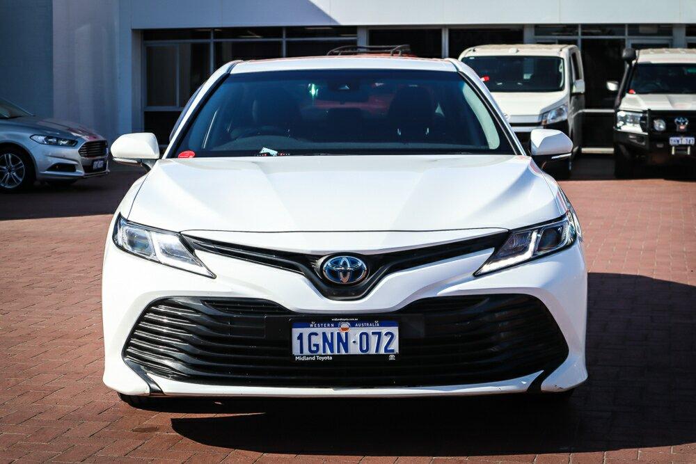 Toyota Camry image 3