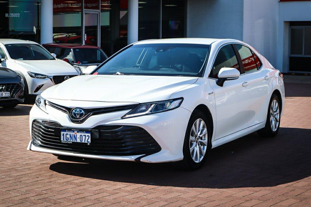 Toyota Camry image 4