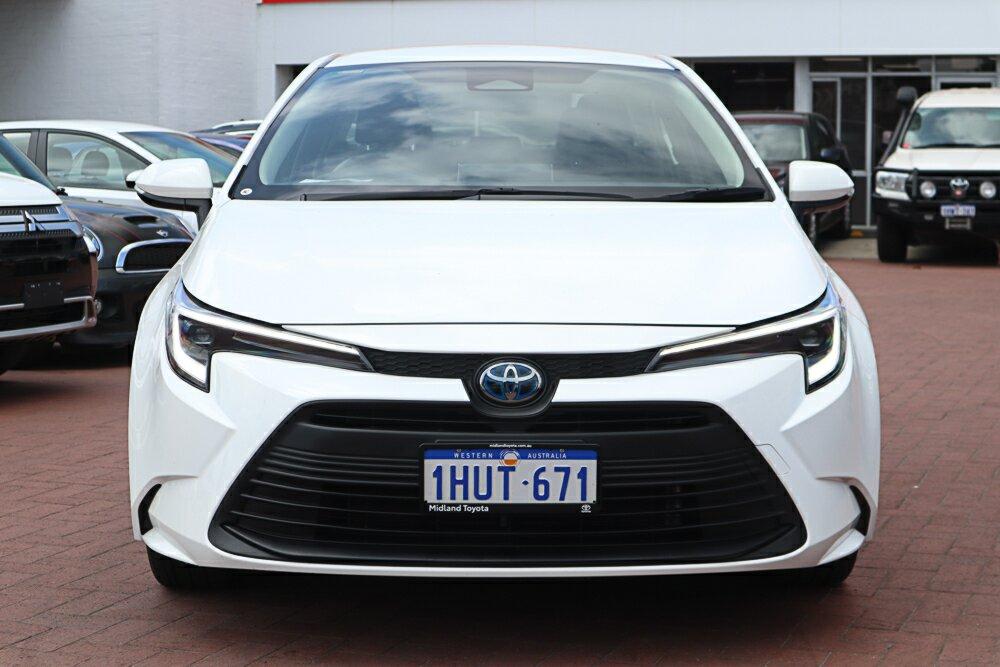 Toyota Corolla image 3