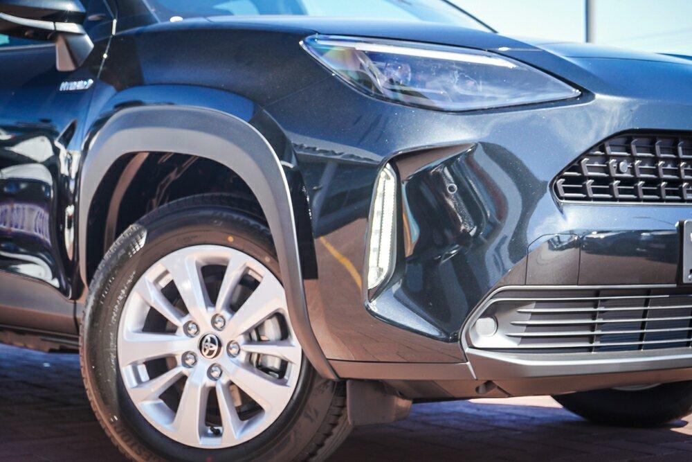 Toyota Yaris Cross image 2