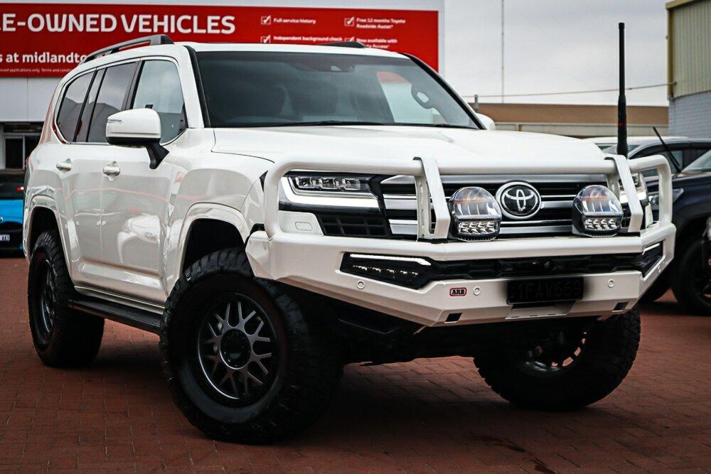 Toyota Landcruiser image 1