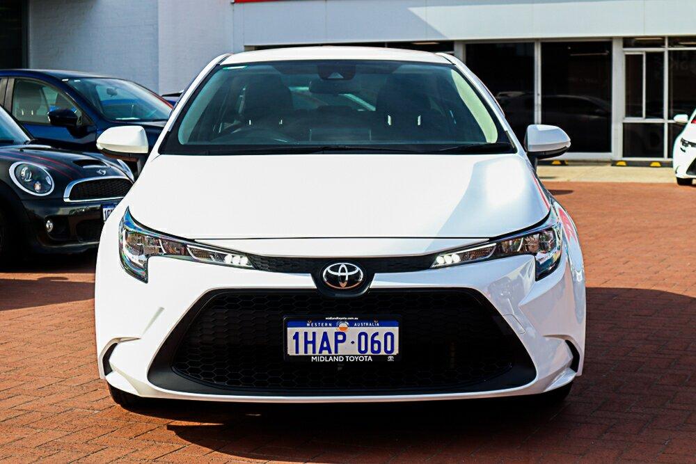 Toyota Corolla image 3